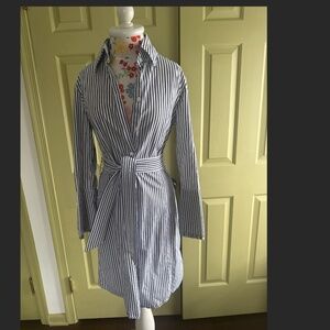 Fine Garments by Bell Size 8 White/Blue Striped Sleeve Shift Dress